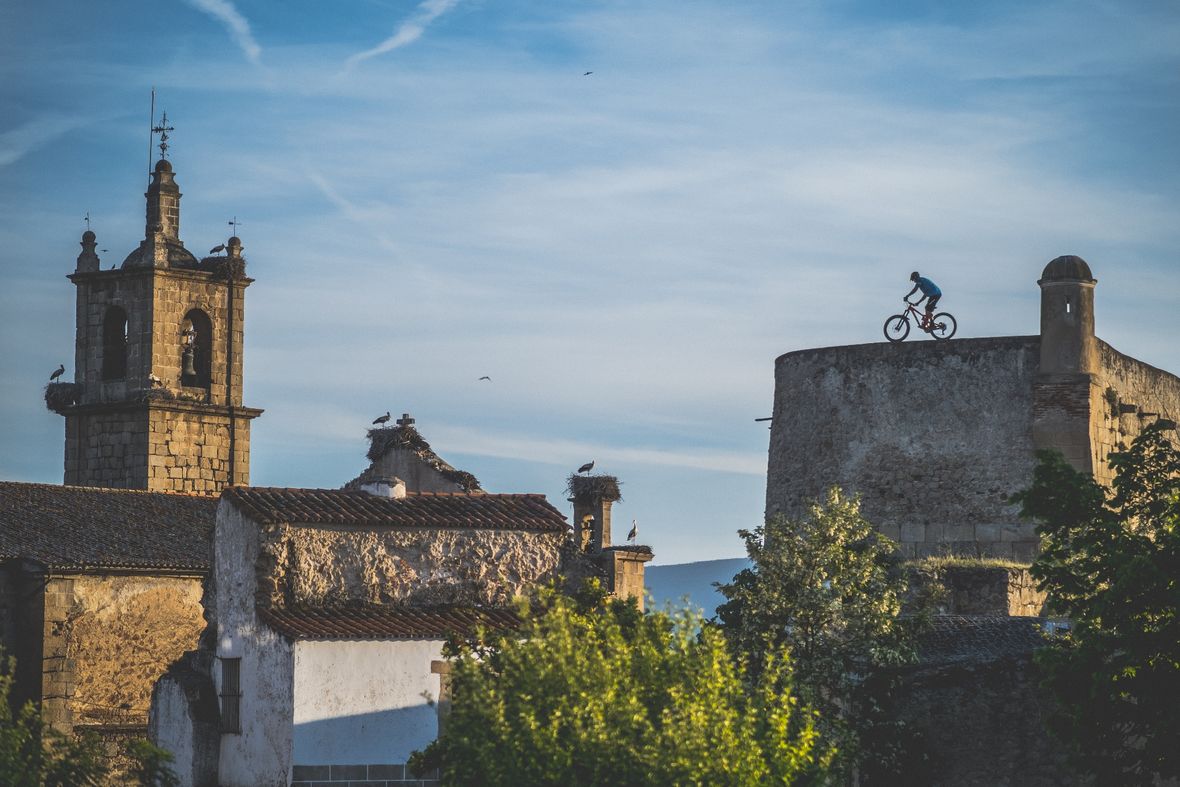 Taking in the architecture of Valencia de Alcántara.