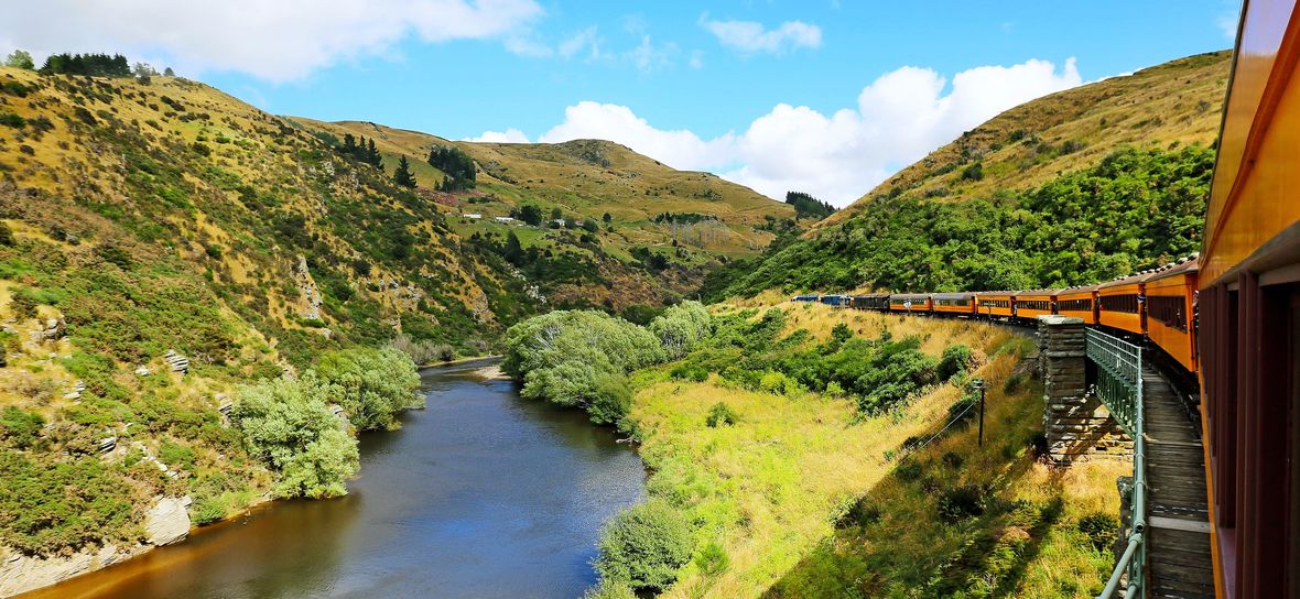 Taieri Gorge Train, Otago, New Zealand