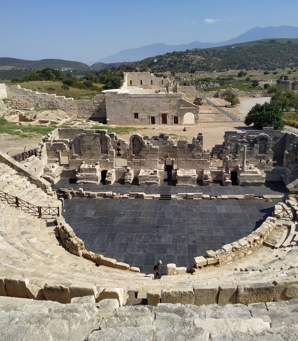Bike tour Turkey and visit the ancient ruins of Patara