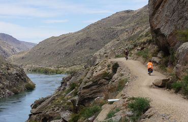 Cyclists along gorge trail
