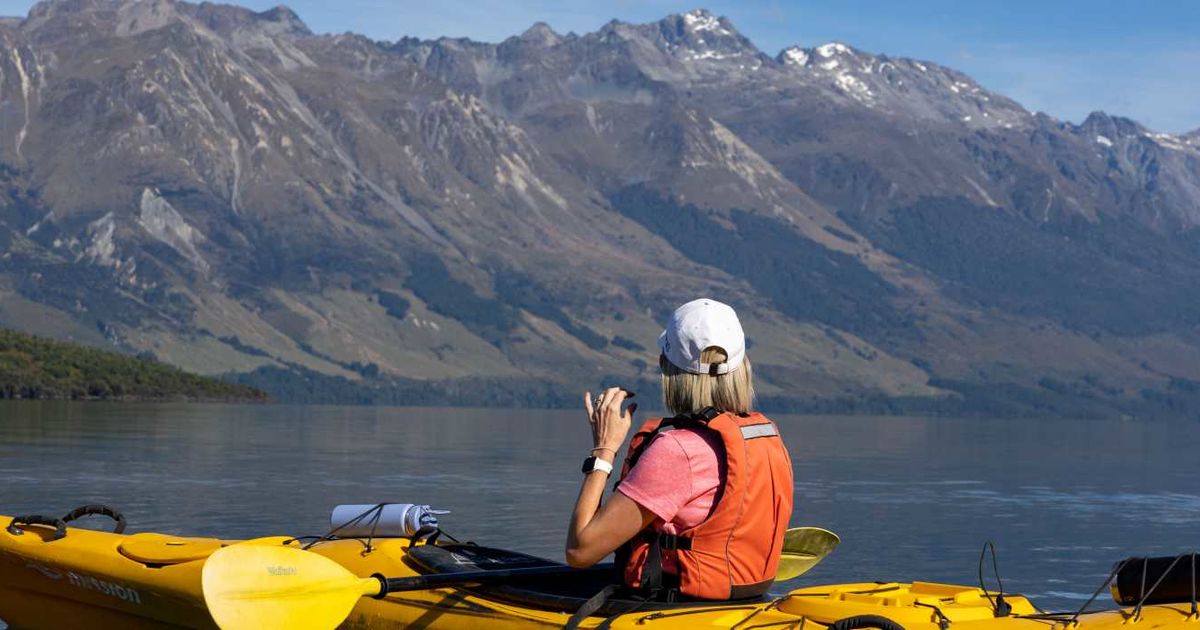 Milford and Fiordland Hike, Bike and Kayak | Roar Adventures