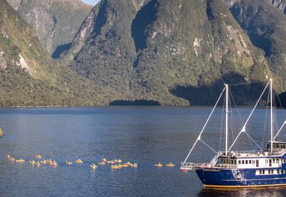 Overnight cruise in Milford Sound