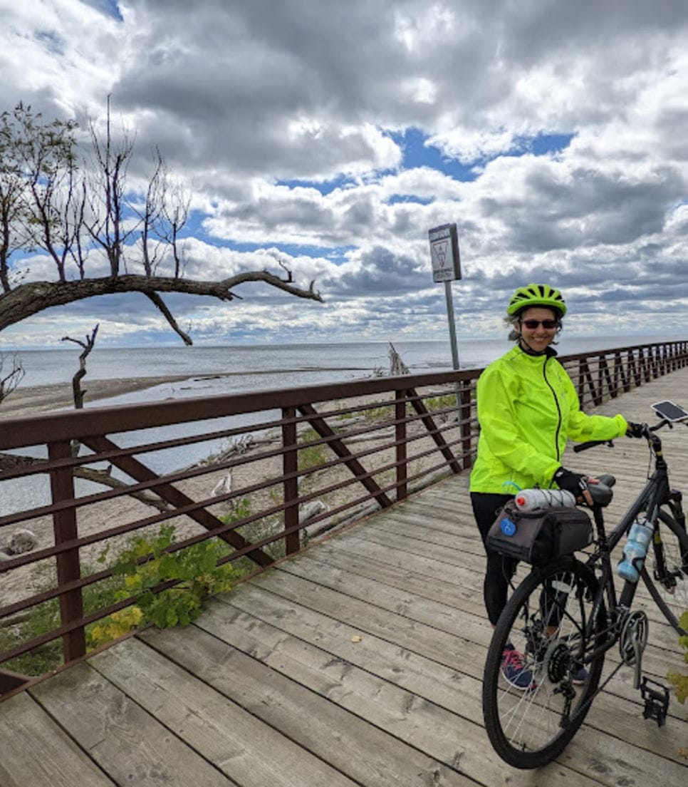 Pedaling along the picturesque Great Lakes of Canada - a cycling adventure like no other
