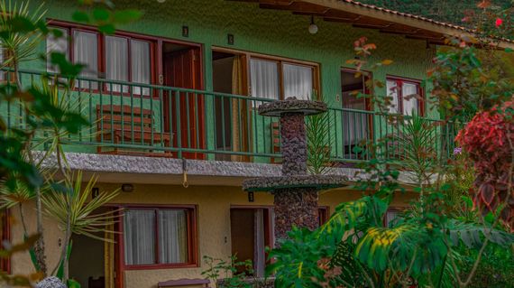 Located in the Orosi Valley, this property is perfect for relaxing after some downhill rides
