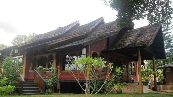 Be charmed by the bungalows and chalets that are nestled in the Shan hills