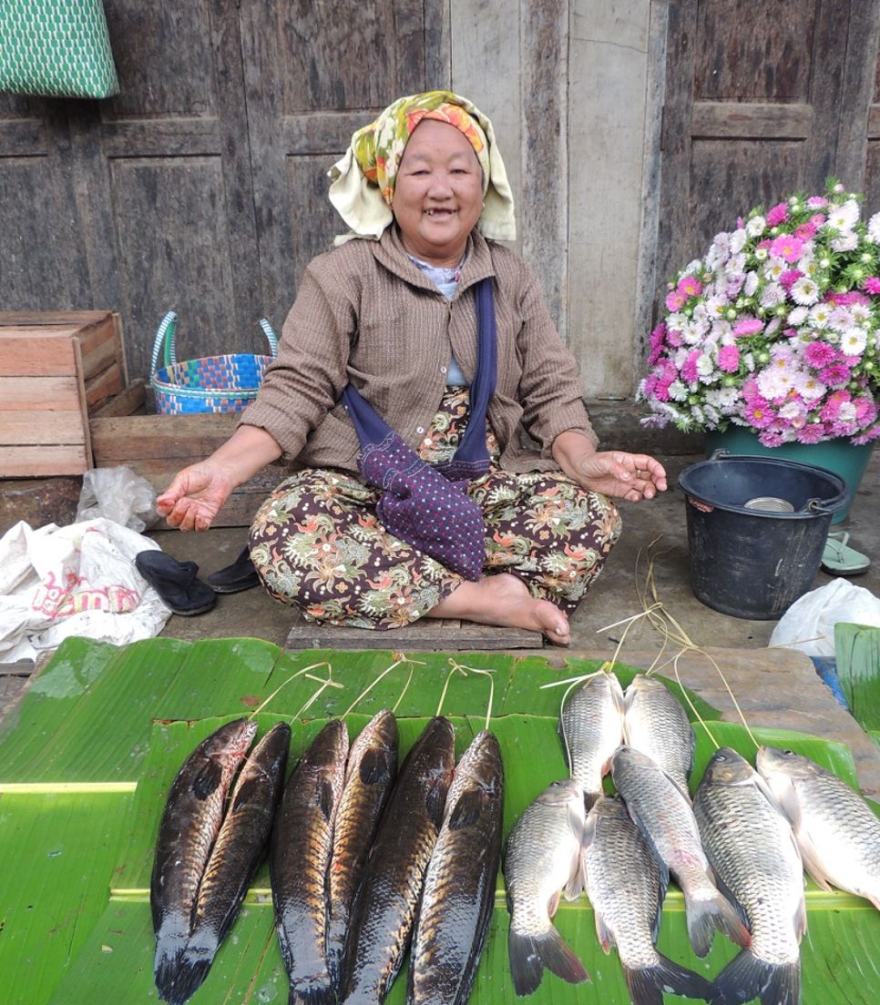 Visit the markets and find everything from food, clothing to jewelry.