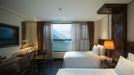 Spend a memorable last night in the elegant surroundings of the hotel with panoramic views of Hanoi City