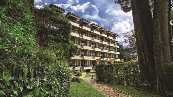Pleasant accommodation by the Hunnasgiriya mountains