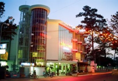 Cuu Long Hotel