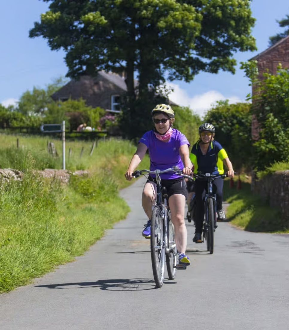 The cycleway runs mainly on country lanes and quiet roads