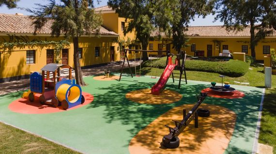 A unique 4-star resort set in a restored tuna fishing camp which now offers rooms with beautiful views of the Ria Formosa