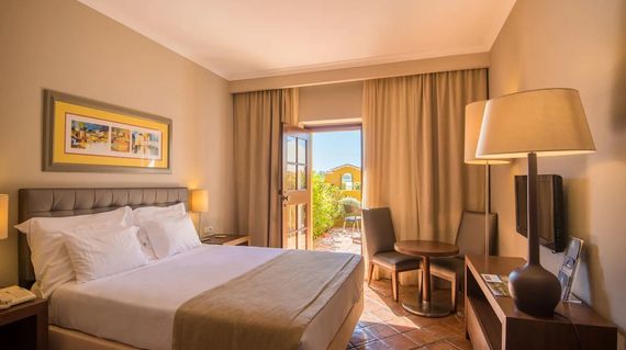 A unique 4-star resort set in a restored tuna fishing camp which now offers rooms with a view of the Ria Formosa