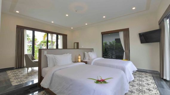 Finish the day's cycling with a warm welcome from this premium resort