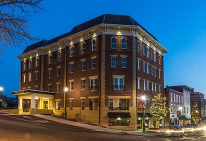 The Mount Vernon Grand Hotel