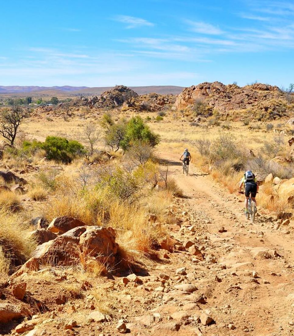 Discover Namibia and enjoy each day