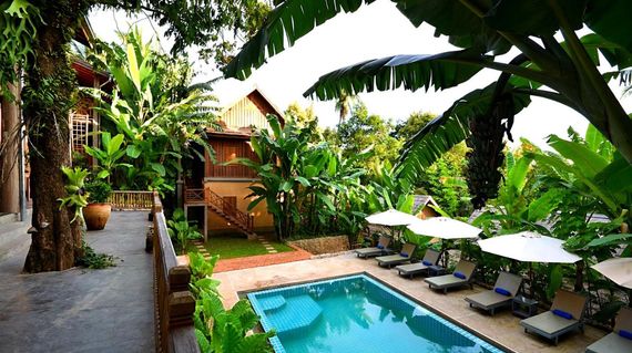 A rustic yet modern accommodation by the Nam Khan River