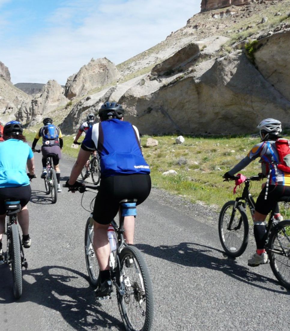 Ride with new mates, or bring along your own and experience camaraderie on tour