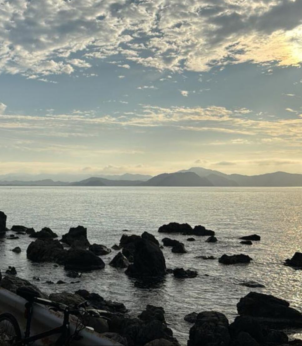 Enjoy peaceful landscapes en route