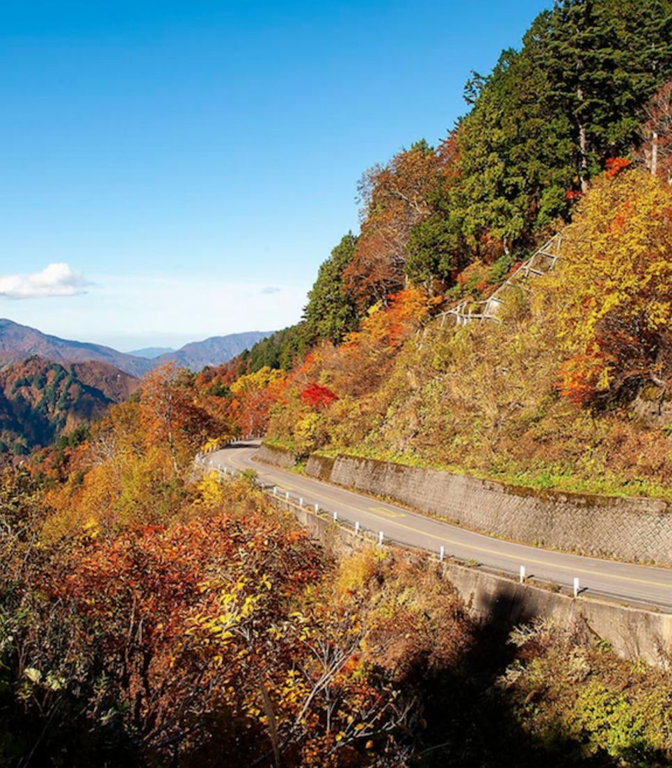 Head to the Japenese Alps and experience a mix of rolling hills and harder climbs towards the end of the tour