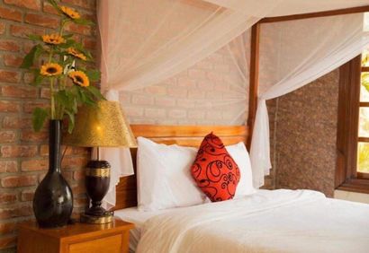 Phong Nha Lake House Resort