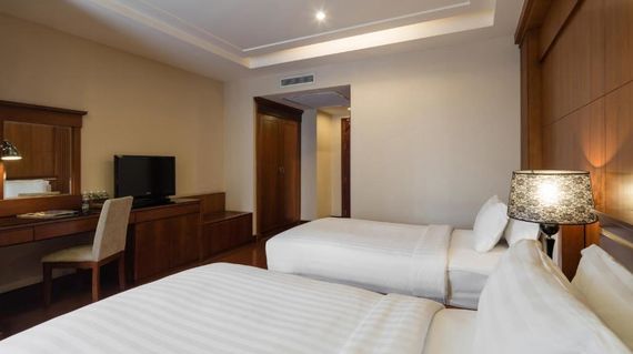 A modern hotel with comfortable amenities and located within walking distance of Ho Chi Minh sights