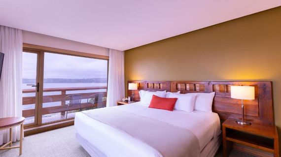 Beautiful accommodation in scenic locations from day 1