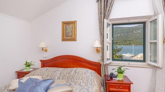 Stay in this heritage hotel for the 3rd and 4th nights