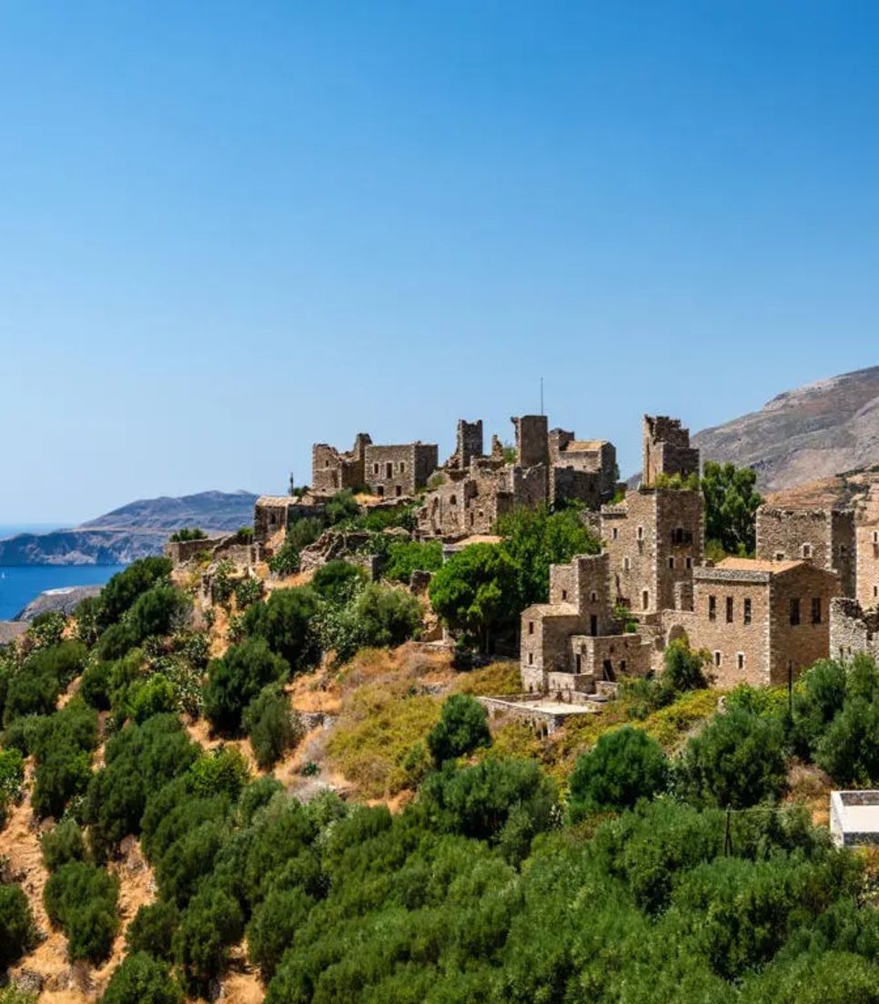 Cycle tour a scenic route of the south Peloponnese