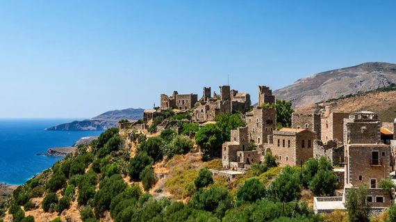 Cycle tour a scenic route of the south Peloponnese