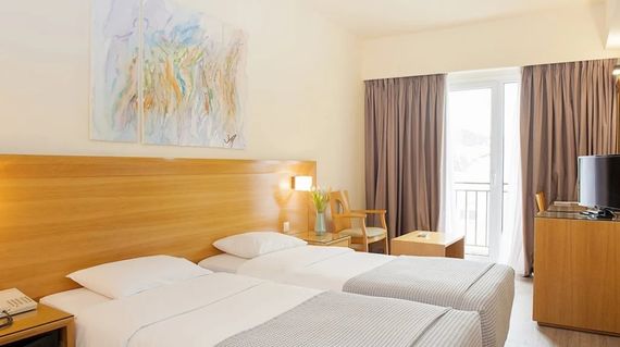 Located in the heart of Athens, close to the metro, museums, shops, and entertainment options