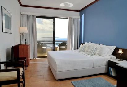 Limira Mare Hotel