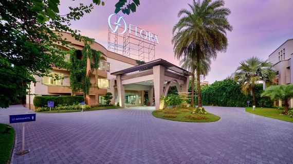 A boutique airport hotel that's conveniently located for the following day's tour start