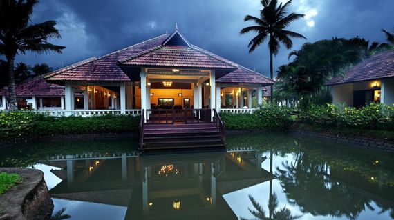 Experience comfort and serenity in the luxurious rooms of this lakeside getaway
