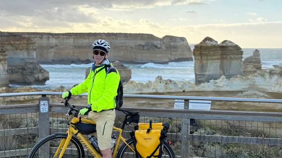 Admire the view and the Twelve Apostles