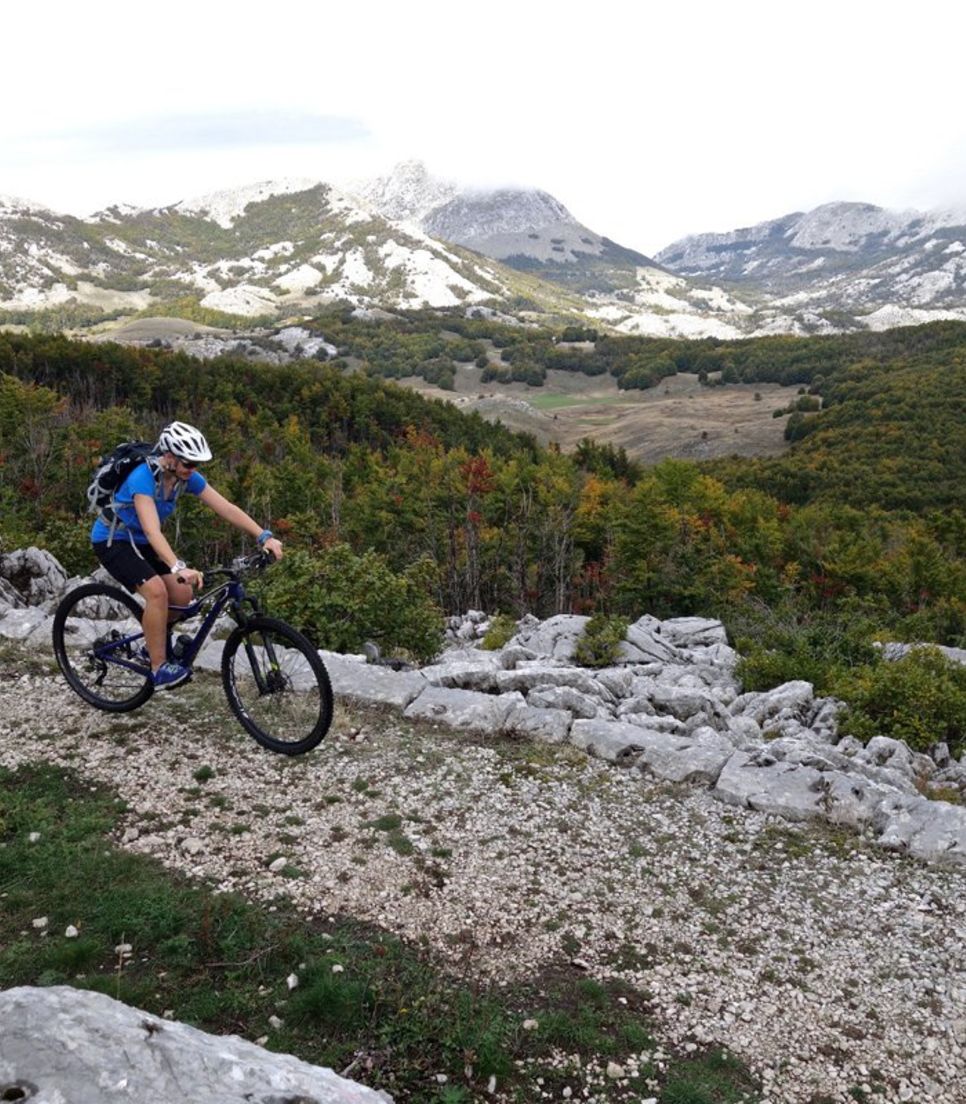 Scenic views, exciting uphill climbs and fast descents; the perfect combination for a mountain bike ride