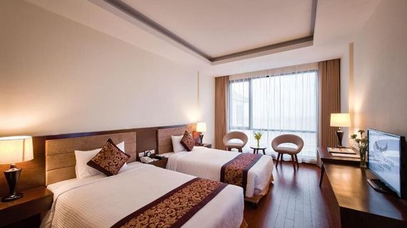 After a fulfilling and adventurous day, settle down for the night in a comfortable and well-appointed twin share room