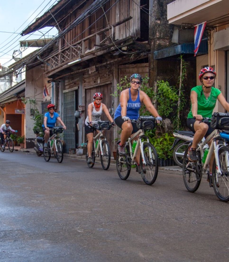 Share the road with like-minded adventurers