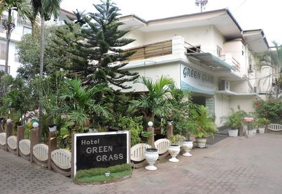 Green Grass Hotel