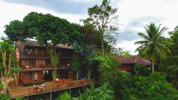 A beautifully crafted and artistic hotel on the banks of the Yuam River, promoting tranquil calm and true relaxation