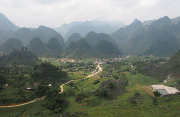 Mountain scenery with dwellings