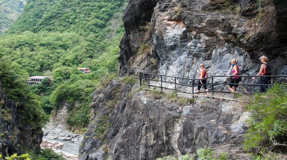 One of the spectacular hikes available on the rest day in Taroko National Park