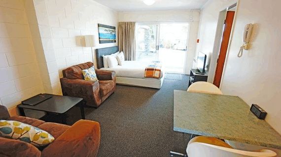 Centrally located in Waihi, the motel offers clean, comfortable rooms with a friendly welcome
