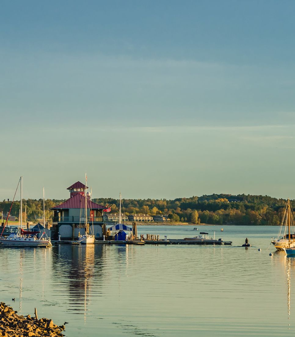 Start the tour in beautiful Burlington, on the shores of Lake Champlain