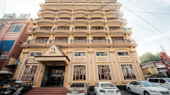 Spend the last 2 nights in Cambodia in Phnom Penh either in this hotel or a similar one