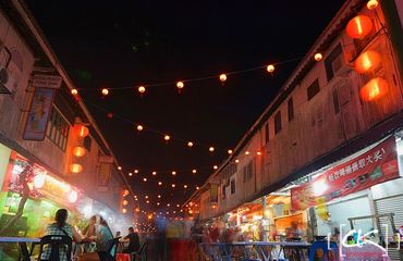 Siniawan Night Market