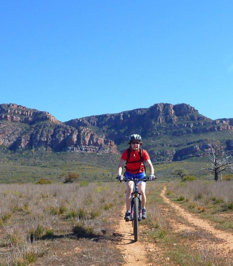 Cycle tour the majestic Flinders Ranges