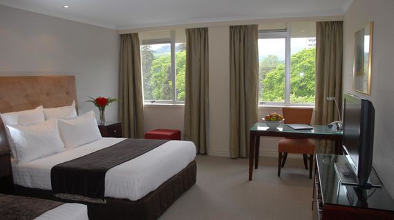The hotel is located in a prime spot only minutes walk from Nelson's landmark cathedral and main shopping district