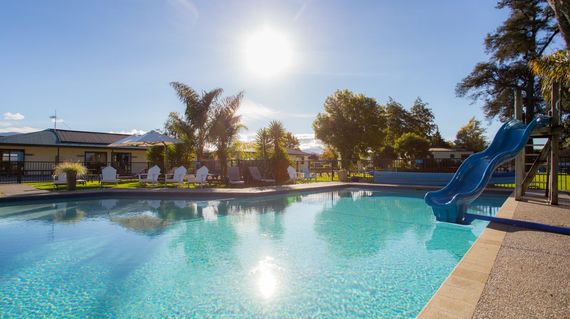 Spend the final night enjoying the facilities at the holiday park in Motueka