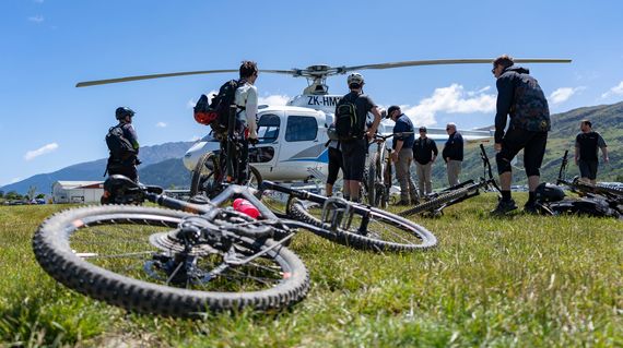 Experience heli biking during the tour for an incredible MTB buzz