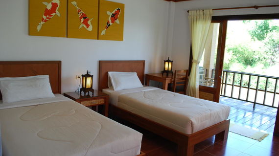 This hotel is located in a quiet area overlooking an extensive lake that stretches far beyond